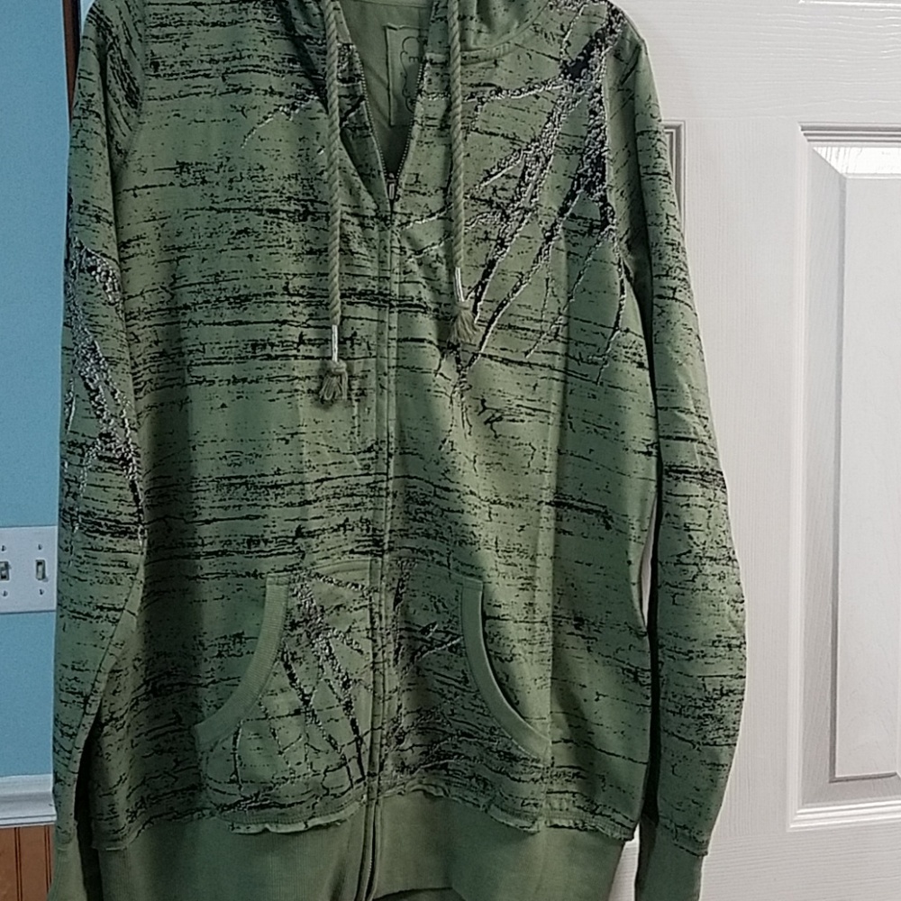 Zippered hoodie